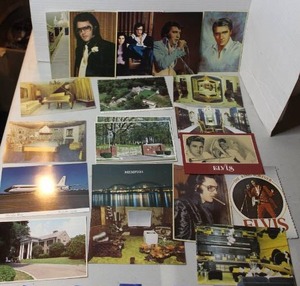 lot 475 image: Postcards and mini prints of Elvis and Graceland 20 post cards