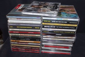 lot 34 image: Generous quantity of CDs, see photos for album and artists information