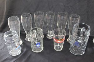 lot 93 image: Beer glaases