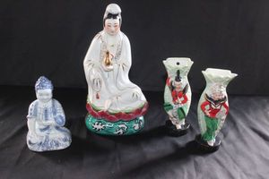 lot 102 image: Home decor