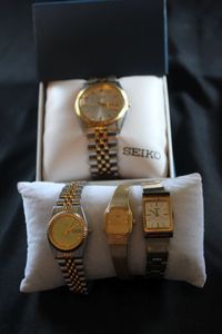 lot 113 image: Four Seiko Watches