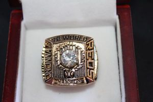 lot 120 image: Replica championship ring