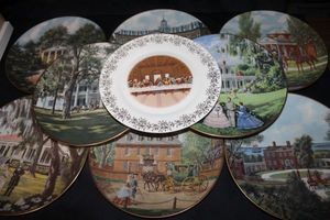lot 132 image: Eleven collector plates