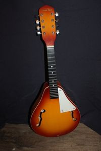 lot 159 image: Vintage Mandolin