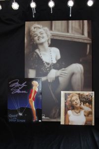 lot 185 image: Marilyn Monroe Items