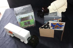lot 216 image: Vintage Avon Highway King Semi-truck set&nbsp and more