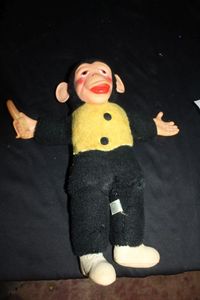 lot 250 image: 1950s Supperior Toy and Novelty 15 inch Mr Bim or Zippy monkey plush toy