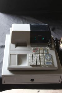 lot 272 image: Cash Register, appears to work and has keys