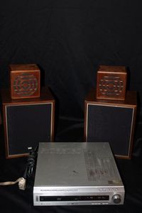 lot 278 image: Sony Radio Receiver with 6 Disc DVDCD Changer with built in AMP and 2 sets of Speakers as shown