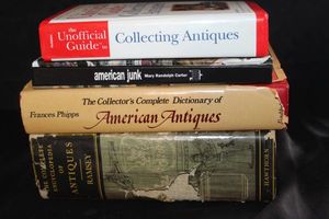 lot 299 image: Collectors of Antiques books