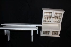 lot 319 image: Wall shelves & wall mount mini hutch