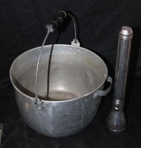 lot 334 image: Vintage Wizard flashlight & aluminum kettle
