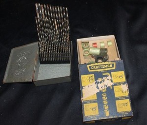 lot 377 image: Chicago Drill bit set & Craftsman Sash & door cutter kit