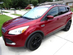 2013 Ford Escape AWD (All Wheel Drive), new tires & rims (less than 3000 miles), everything works, no accidents, well maintained Clear title