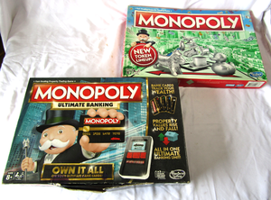 lot 125 image: Monopoly games