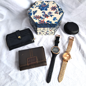 lot 112 image: Dickies leather wallet, Lavaredo digital watch (working), fashion watch, plus