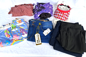 lot 100 image: New (store tags attached) shorts & shirt set, golf hat & shirt, Celebrity Ace jeans plus