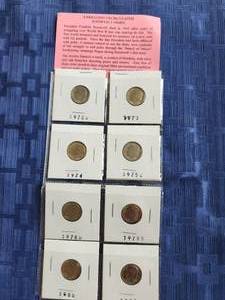 lot 26 image: Selection of 8 Brilliant uncirculated Roosevelt Dimes