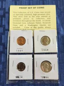lot 34 image: Proof set of coins