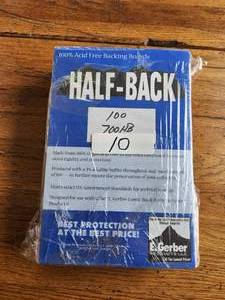 lot 10 image: Pack of 100 E Gerber Half Back Premium Archival Current Comic Book Boards
