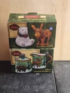 lot 221 image: Selection of 2 Christmas themed ceramic sets - Salt & Pepper and Cream & sugar