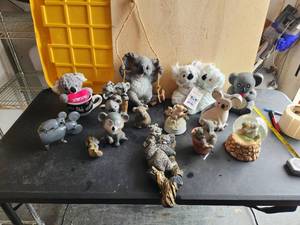 lot 242 image: Selection of collectible koala beat figures