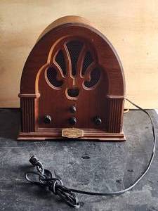 lot 229 image: Thomas Collectors edition Radio - works