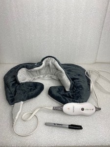 lot 39 image: Sunbeam Electric Heated Neck & Shoulder Wrap With 4 Settings - In Condition As Shown