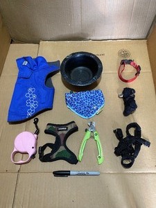 lot 46 image: Lot Of Pet Supplies - In Qty & Condition As Shown (READ)