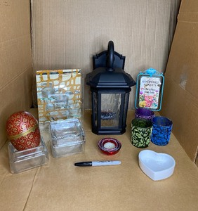lot 86 image: Lot Of 11 - Household Items - In Condition As Shown
