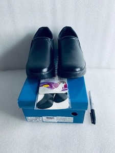 lot 118 image: New - Womens Hawkwell Bliss Nurse Style Work Shoes, Size 5 - Black - As Shown (READ)