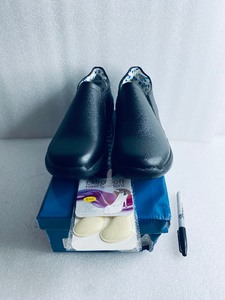 lot 122 image: New - Womens Hawkwell Bliss Nurse Style Work Shoes, Size 10, Black - As Shown (READ)