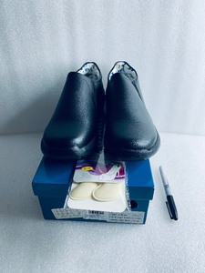 lot 123 image: New - Womens Hawkwell Bliss Nurse Style Work Shoes, Size 10, Black - As Shown (READ)