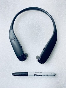 lot 176 image: Insignia Black Wireless Bluetooth In-Ear Headset With Built-In Microphone, NS-CAHBTEBNC-B - In Condition As Shown