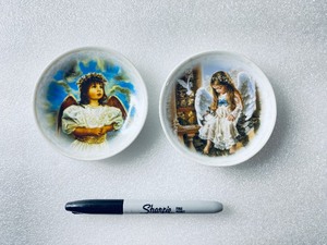 lot 219 image: Lot Of 2 - Child Angel Decorative Plates - In Condition As Shown
