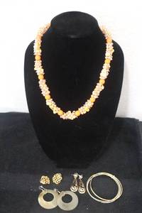 lot 22 image: Orange Seed Beaded Necklace (Beautiful),  Three pairs of Earrings and Set of Bracelets