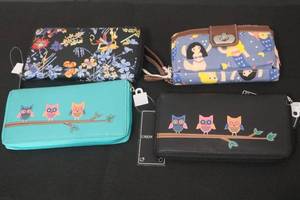 lot 46 image: New - Total of 4 Wallets