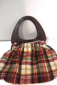 lot 60 image: Vintage Handmade Bag - used in nice clean condition - 17 x 11
