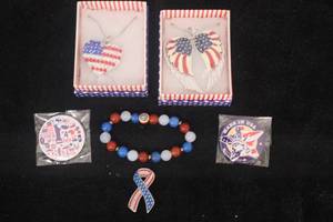 lot 17 image: Agate Marvel Bracelet, White Crystal Ribbon Brooch, Two American Necklaces and Two Buttons