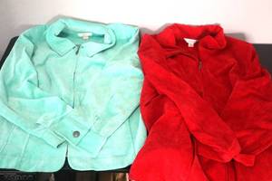 lot 97 image: CJ Banks Jackets sizes Xl and XXL - nice used condition