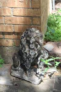lot 98 image: garden lion statue