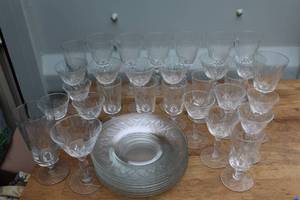 lot 123 image: large set of crystal glassware