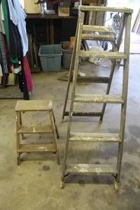 lot 67 image: Wood ladders