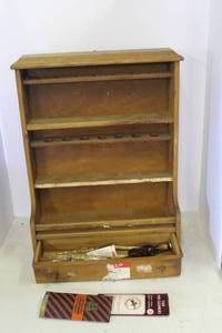 lot 184 image: Pipe rack with contents