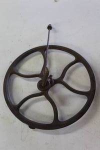 lot 189 image: Singer treadle sewing machine flywheel