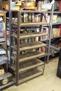 lot 204 image: Shelf