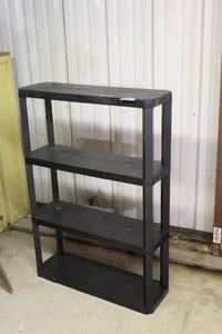 lot 215 image: Plastic shelf