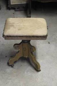 lot 238 image: antique Victorian-style wooden piano stool