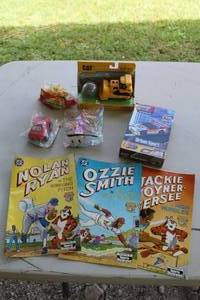 lot 276 image: Lot of toys