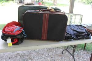 lot 292 image: Suitcases and bags